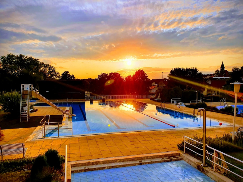 Schwimmbad_Ulmbach
